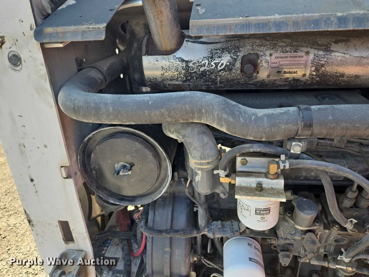 image for item EF1655 2006 Bobcat S250 skid steer loader