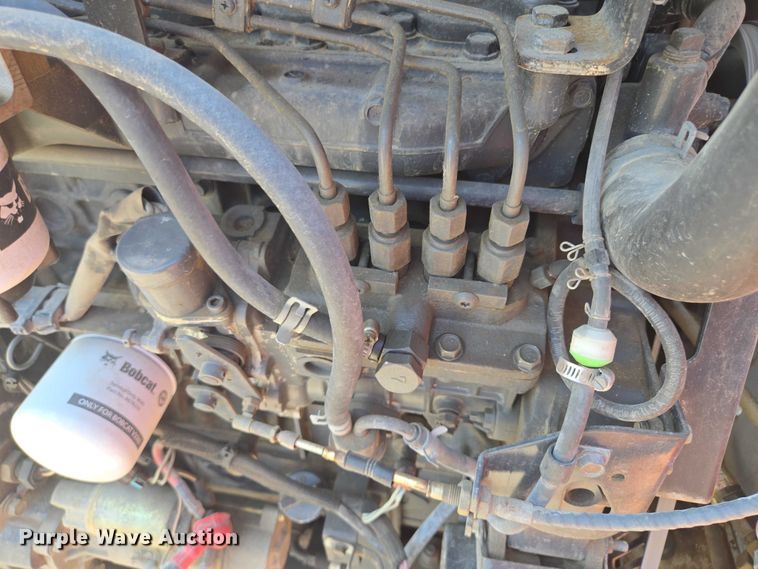 image for item EF1655 2006 Bobcat S250 skid steer loader