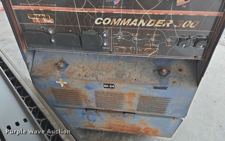 image for item EF1663 Lincoln Electric  Commander 300 welder/generator