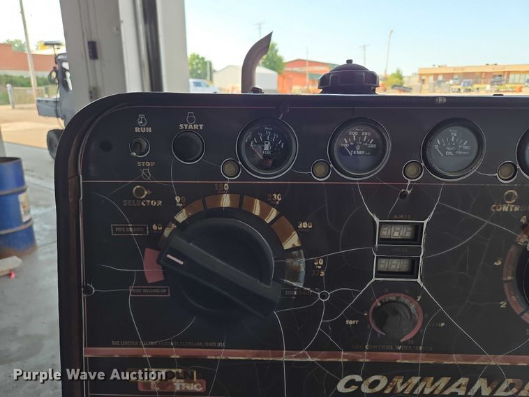 image for item EF1663 Lincoln Electric  Commander 300 welder/generator