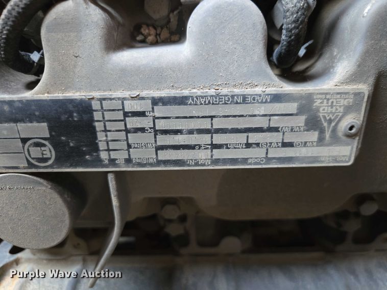 image for item EF1663 Lincoln Electric  Commander 300 welder/generator