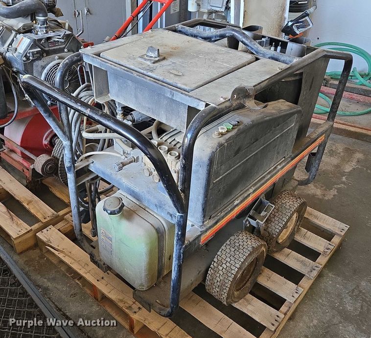 image for item EF1664 Mi-T-M HSE-2504-0M10 pressure washer