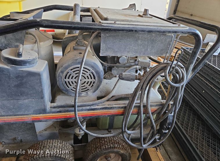 image for item EF1664 Mi-T-M HSE-2504-0M10 pressure washer