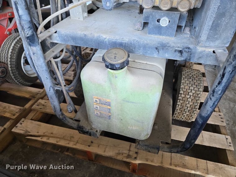 image for item EF1664 Mi-T-M HSE-2504-0M10 pressure washer