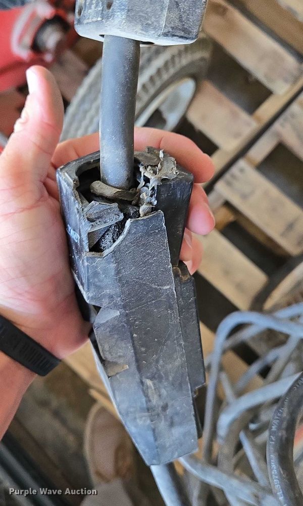 image for item EF1664 Mi-T-M HSE-2504-0M10 pressure washer