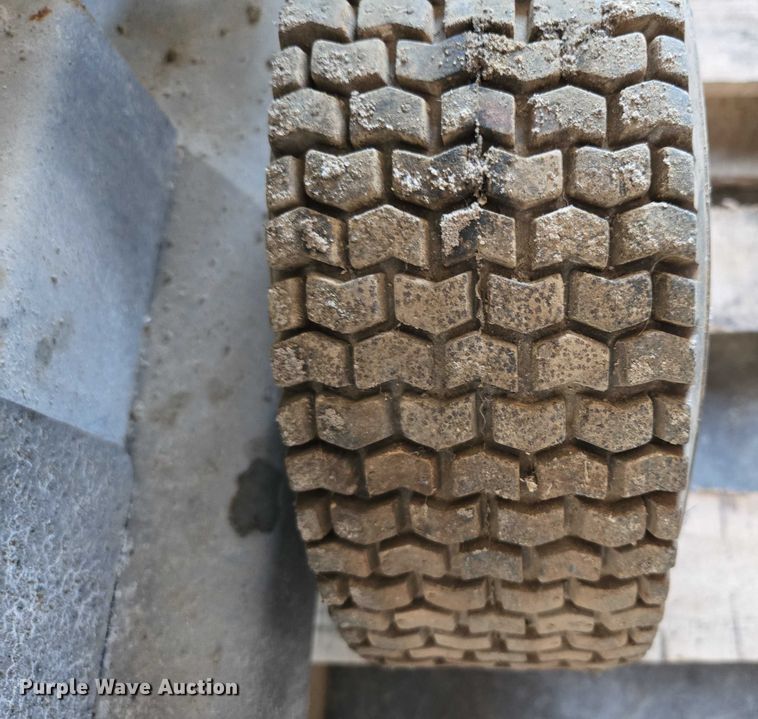 image for item EF1664 Mi-T-M HSE-2504-0M10 pressure washer