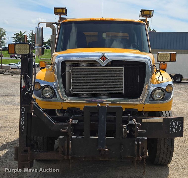 image for item EF1670 2014 International 7500  dump truck