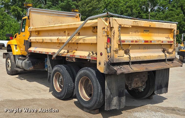 image for item EF1670 2014 International 7500  dump truck
