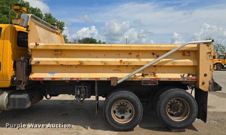 image for item EF1670 2014 International 7500  dump truck