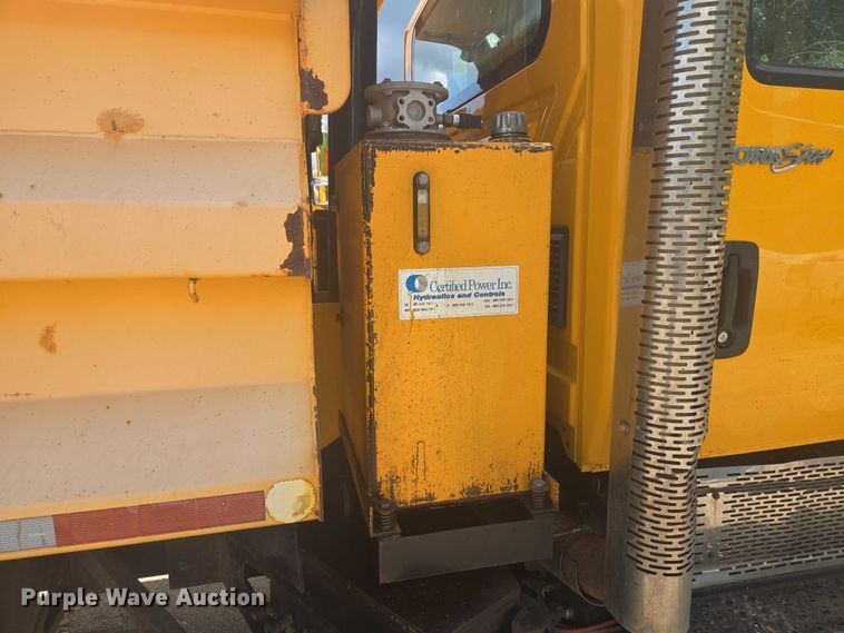 image for item EF1670 2014 International 7500  dump truck