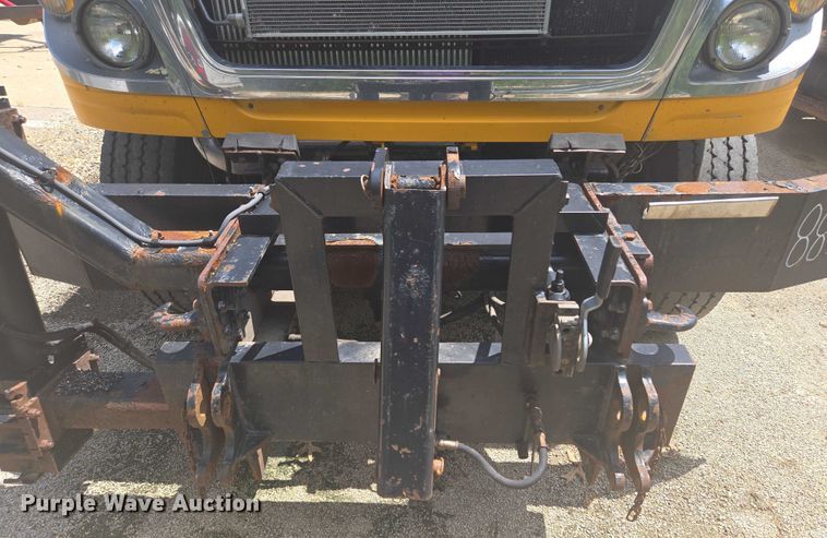 image for item EF1670 2014 International 7500  dump truck