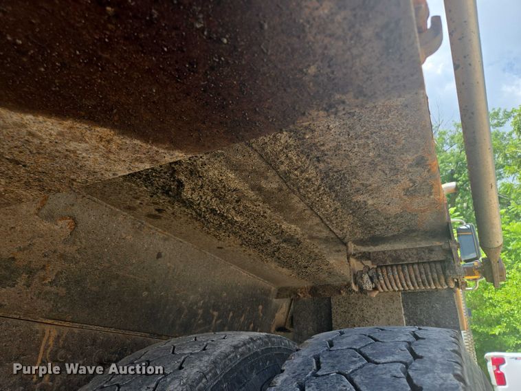 image for item EF1670 2014 International 7500  dump truck