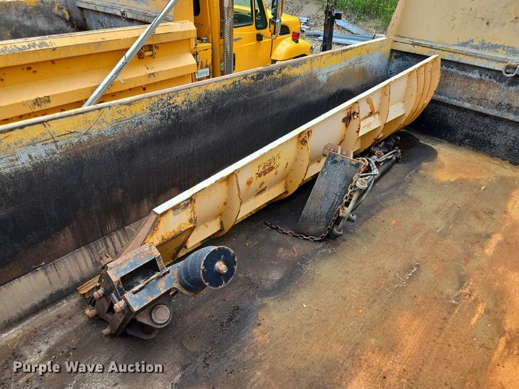 image for item EF1670 2014 International 7500  dump truck