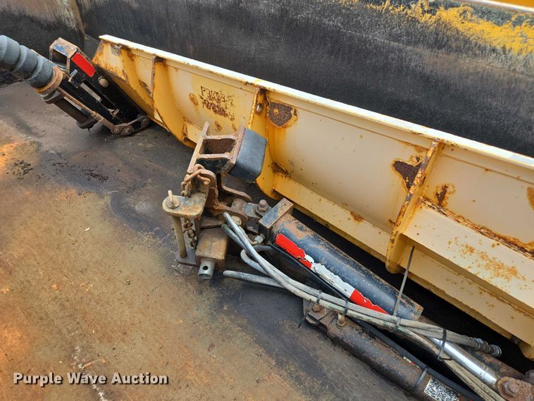 image for item EF1670 2014 International 7500  dump truck