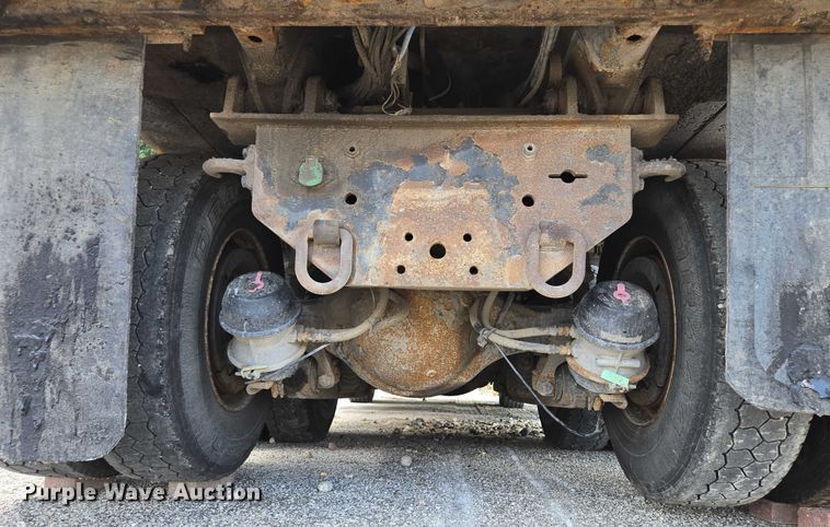 image for item EF1670 2014 International 7500  dump truck