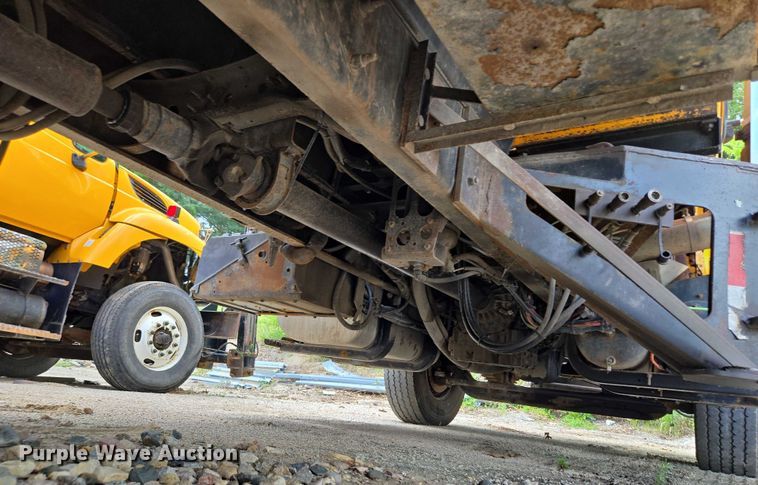 image for item EF1670 2014 International 7500  dump truck