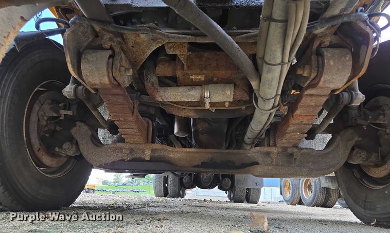 image for item EF1670 2014 International 7500  dump truck