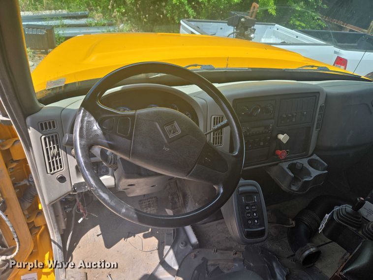 image for item EF1670 2014 International 7500  dump truck