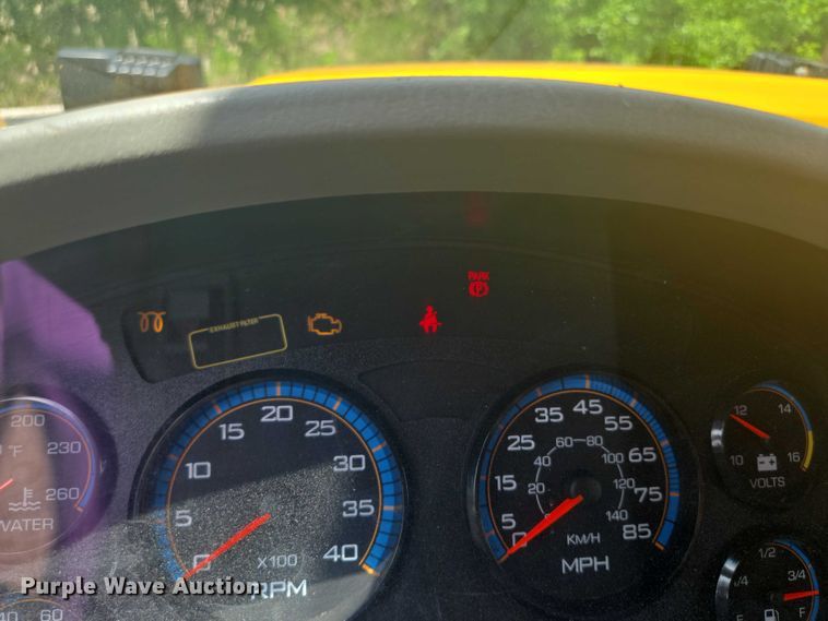 image for item EF1670 2014 International 7500  dump truck