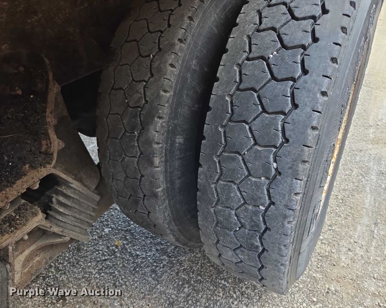 image for item EF1670 2014 International 7500  dump truck