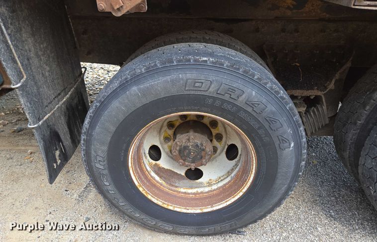 image for item EF1670 2014 International 7500  dump truck