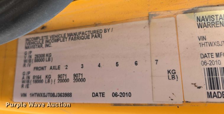 image for item EF1671 2011 International SF547 dump truck