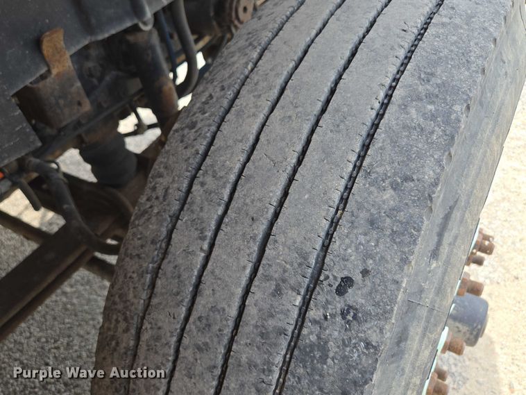 image for item EF1671 2011 International SF547 dump truck