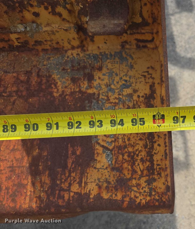 image for item EF1672 2005 International 7400 dump truck