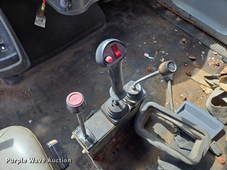 image for item EF1672 2005 International 7400 dump truck