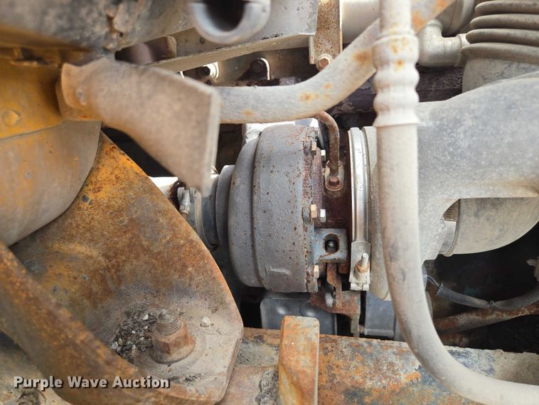 image for item EF1672 2005 International 7400 dump truck