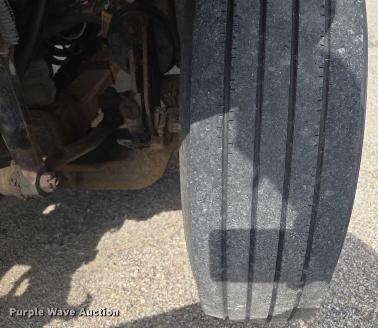 image for item EF1672 2005 International 7400 dump truck