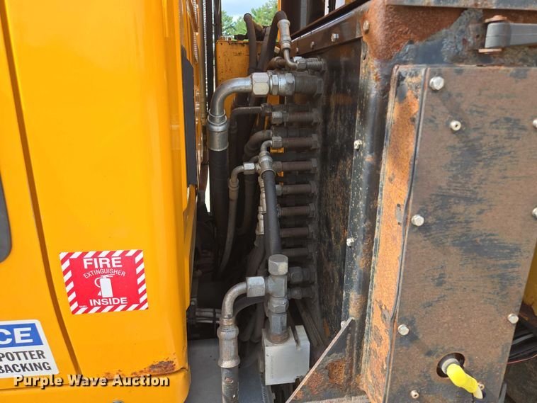 image for item EF1673 2011 International Workstar 7600 dump truck