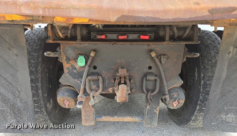 image for item EF1673 2011 International Workstar 7600 dump truck