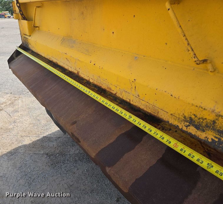 image for item EF1673 2011 International Workstar 7600 dump truck