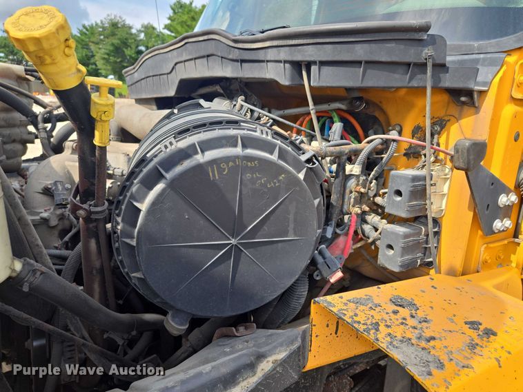 image for item EF1673 2011 International Workstar 7600 dump truck