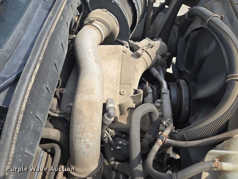 image for item EF1673 2011 International Workstar 7600 dump truck