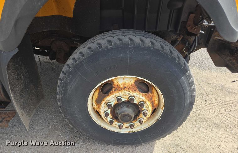 image for item EF1673 2011 International Workstar 7600 dump truck