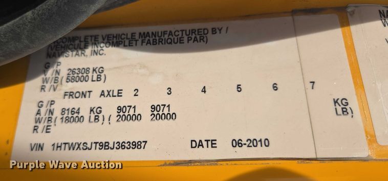 image for item EF1673 2011 International Workstar 7600 dump truck