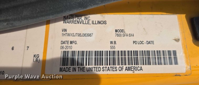 image for item EF1673 2011 International Workstar 7600 dump truck