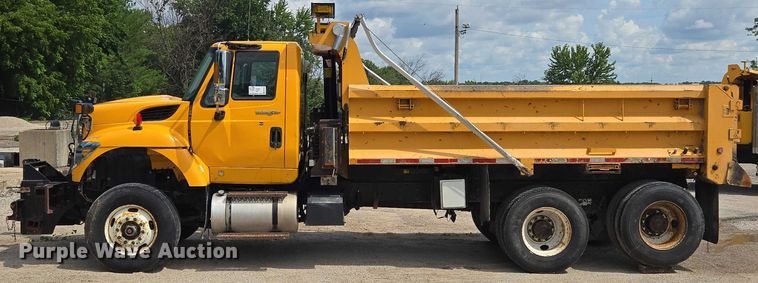 image for item EF1674 2014 International 7500 dump truck