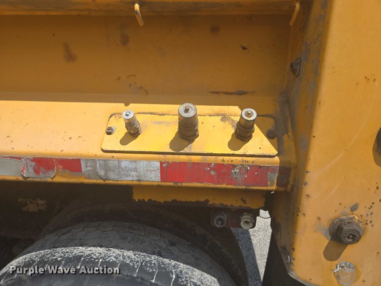 image for item EF1674 2014 International 7500 dump truck