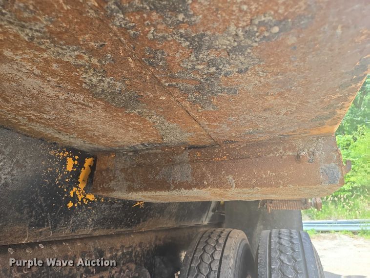 image for item EF1674 2014 International 7500 dump truck