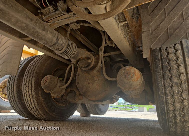 image for item EF1674 2014 International 7500 dump truck