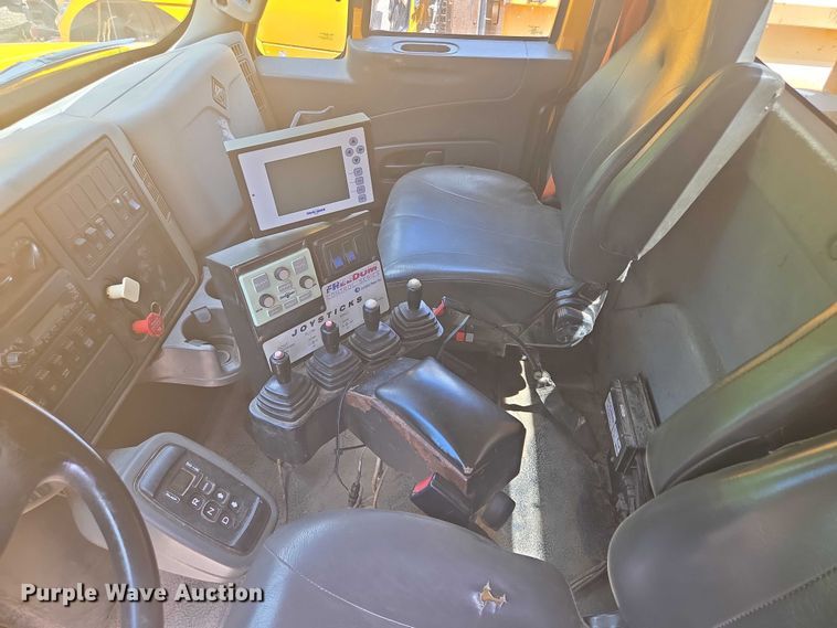 image for item EF1674 2014 International 7500 dump truck