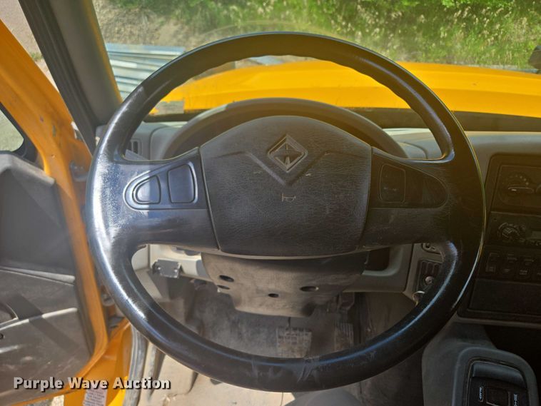 image for item EF1674 2014 International 7500 dump truck
