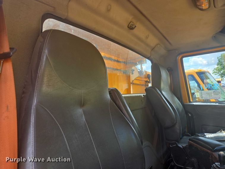 image for item EF1674 2014 International 7500 dump truck