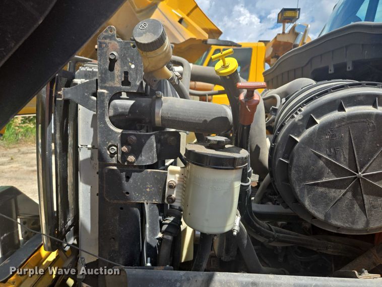 image for item EF1674 2014 International 7500 dump truck