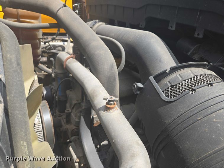 image for item EF1674 2014 International 7500 dump truck