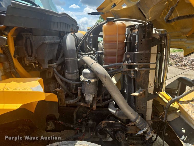 image for item EF1674 2014 International 7500 dump truck