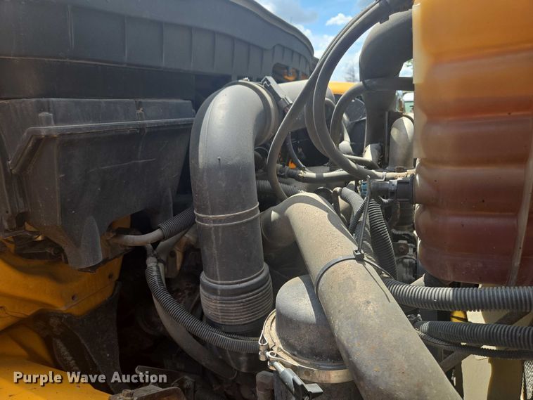 image for item EF1674 2014 International 7500 dump truck